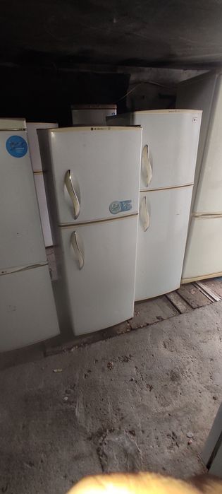 Холодильники по 40000