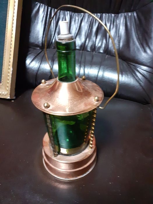 Закачалка  с рога  на  мексикански бивол.Закачалка  с  еленово краче.