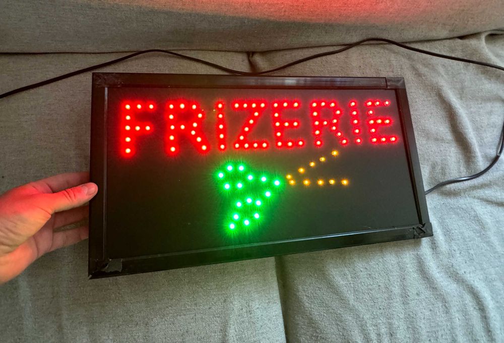 Reclama luminoasa LED FRIZERIE animata 50x25 cm panou profesional