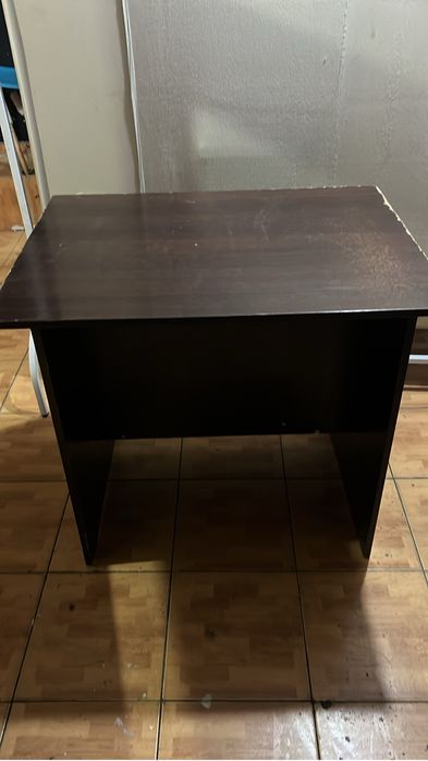 Продам Шкафы и столы не дорого бу