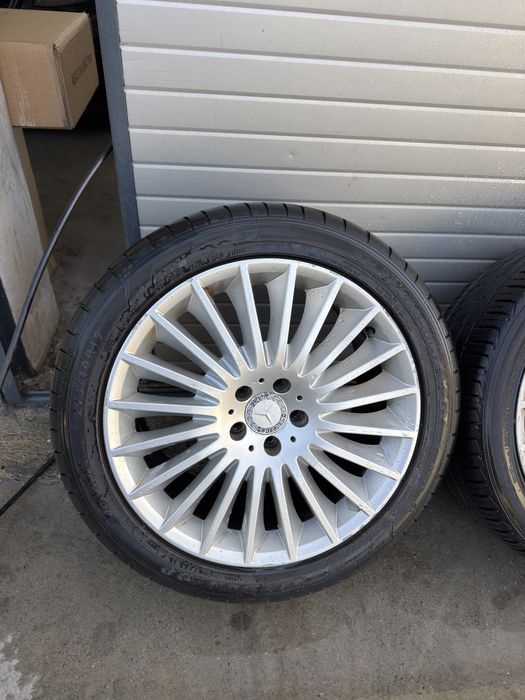 Продавам комплект джанти с гуми. Mercedes OEM 5x112 19