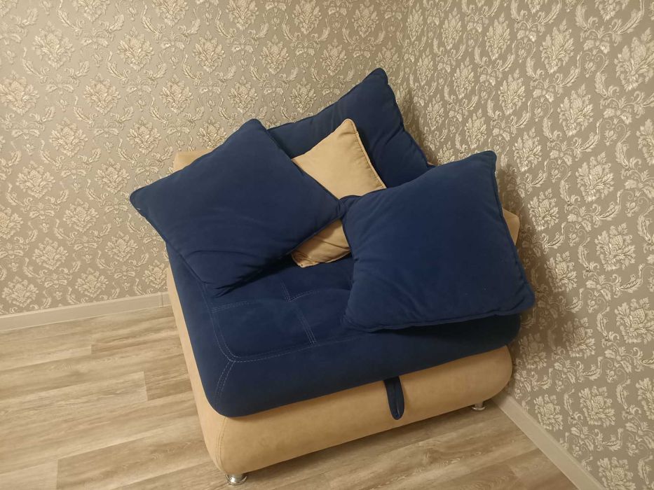 продам диван в отличном состоянии