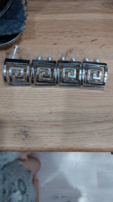 Ручки для мебели