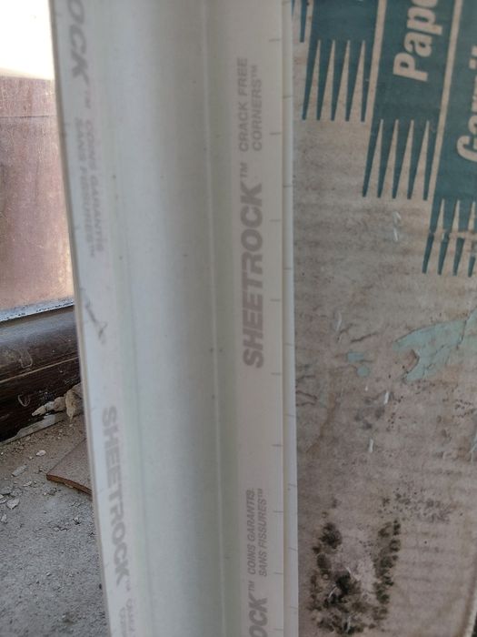 Vand colțare pentru rigips marca Sheetrock