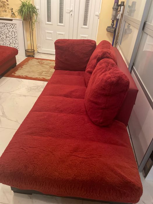 Canapea\coltar piele tapițată - >6 locuri cu masuta din marmura