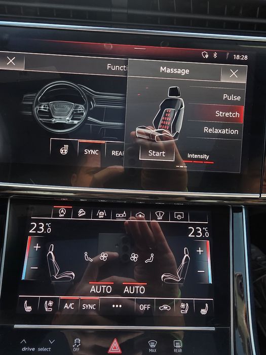 Audi Q8 3.0 340 коня с масаж, хед ъп, 22ки ковани на 25.2 в България