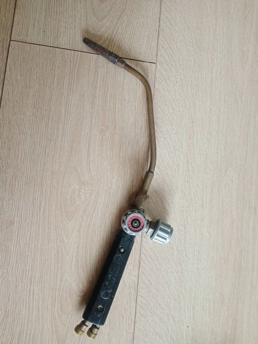 Продам горелку ацителеновую