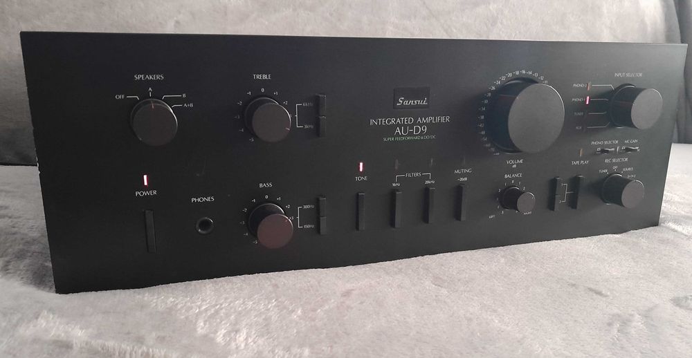 SANSUI AU-D9 amplificator High-End de referinta vintage *1981