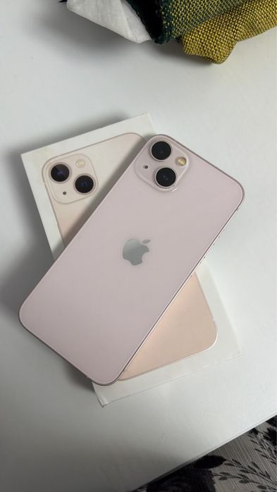 IPhone 13.  128 гб