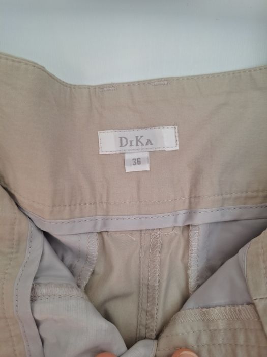 Три прекрасни панталона DIKA