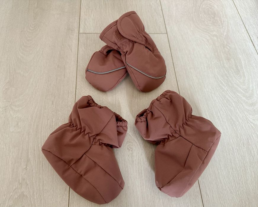 Set H&M mănuși & botoși de iarnă rezistenți la apă, roz, 0-6 luni, Noi