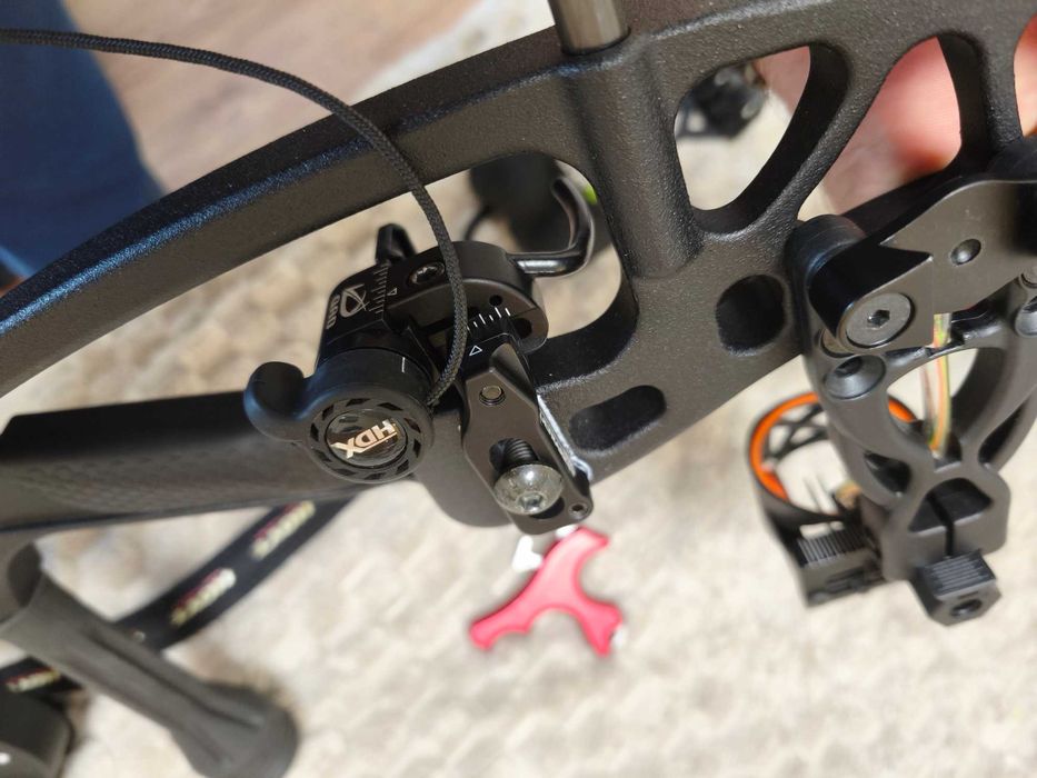 Hoyt Torrex Compound bow (лък) 50 -60 lbs и принадлежности