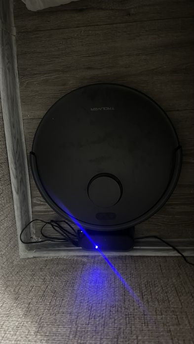 TROUVER E20 PRO робот пылесос чёрный