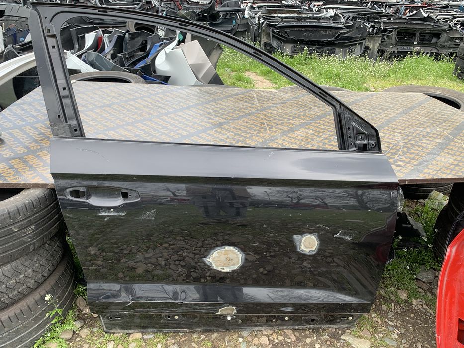 Врата Skoda Karoq