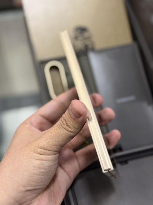 Samsung W26 16 / 1 trb black