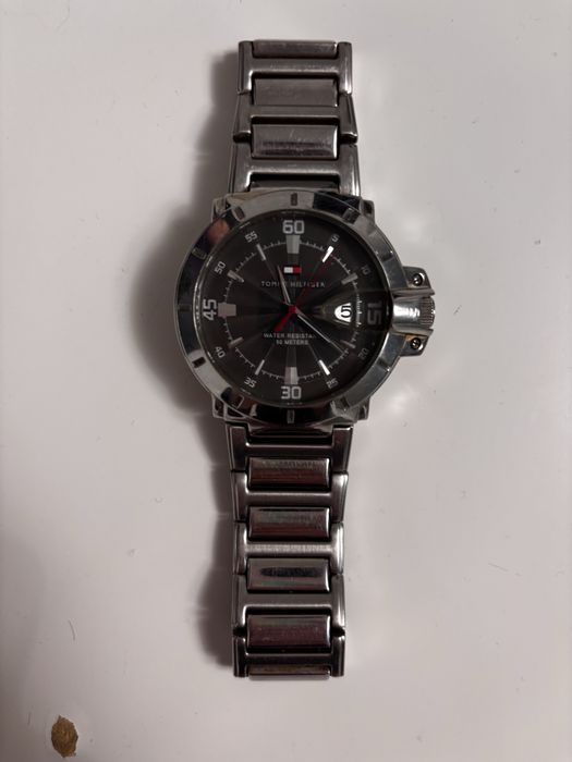 Vand Ceas Tommy Hilfiger barbatesc URGENT/schimb
