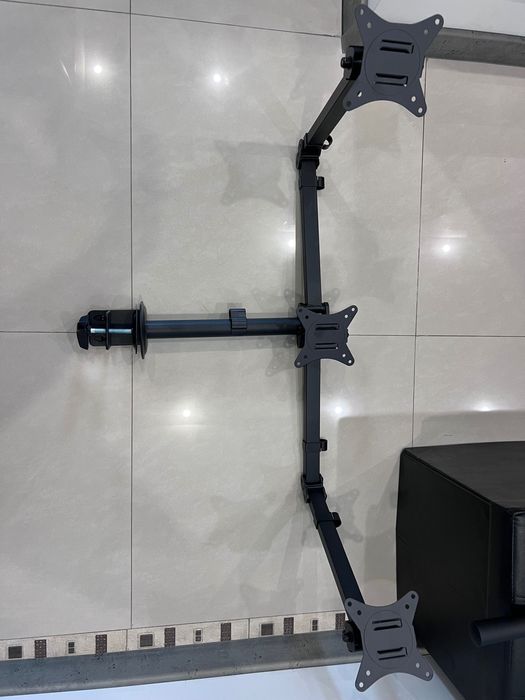 Стойка за 3 монитора