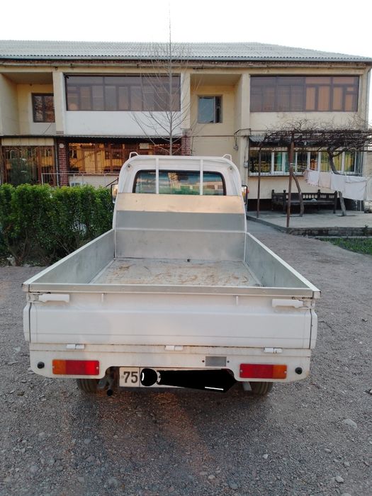 2009-Yil Labo sotiladi Varyant bor