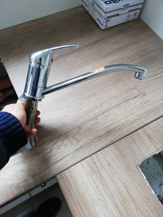 Батерия за мивка с три извода