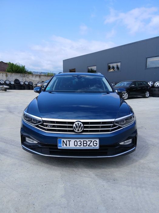 Volkswagent Passat B8 R-Line Variant DSG 2.0 TDI 2020