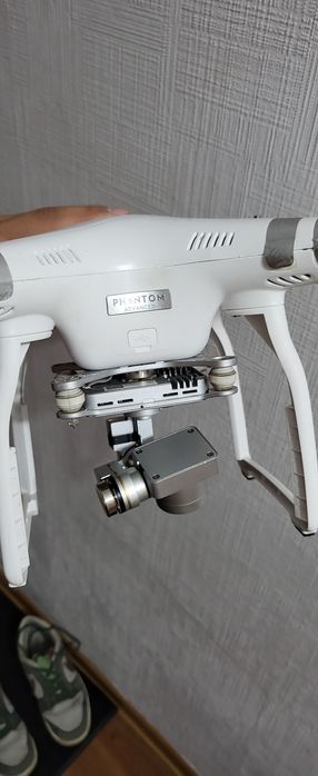 Продам дрон gji phantom advanced