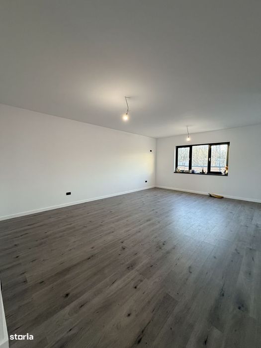 Casa individuală Domnesti, 4 camere 2 băi , 400 mp teren