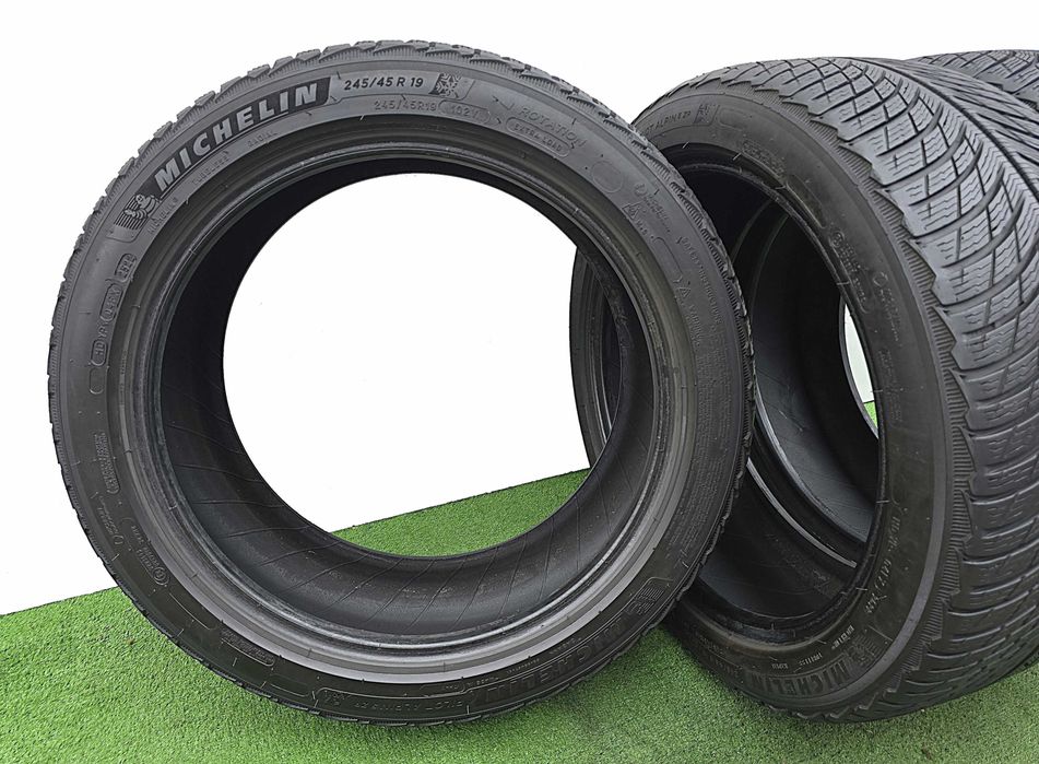 3бр. 245/45/19 MICHELIN Pilot Alpin 5 RFT- зимни