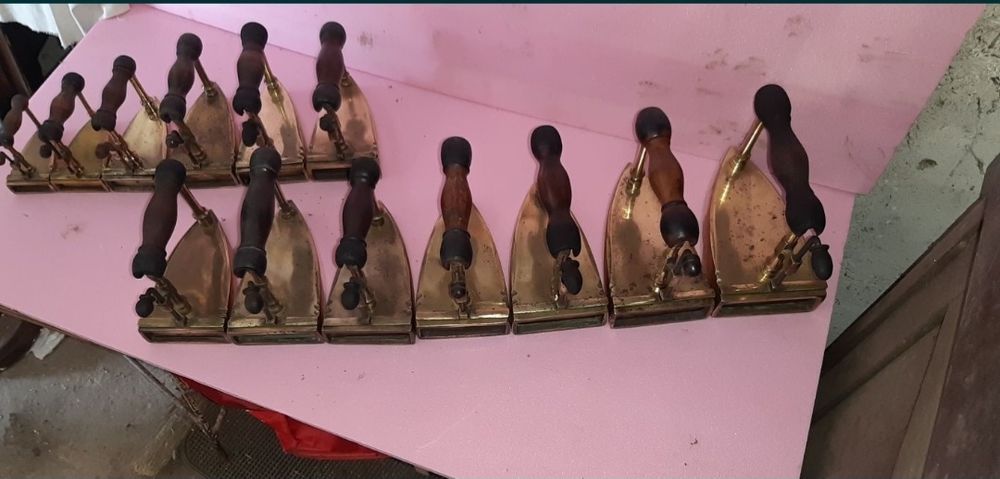 Fiare de calcat alama de colectie