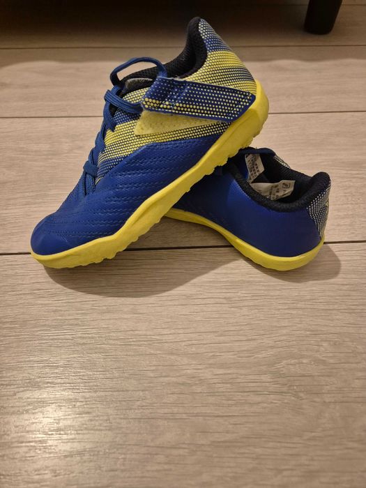 Adidasi fotbal copii marimea 27