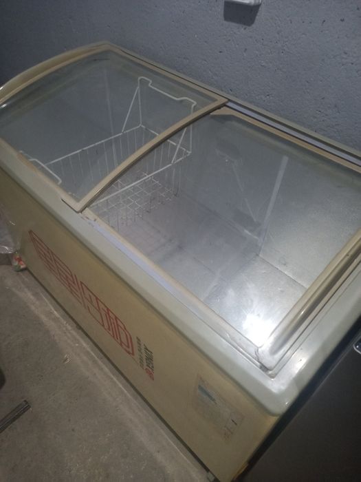 Marazelnik faqat muzqaymoq turgan