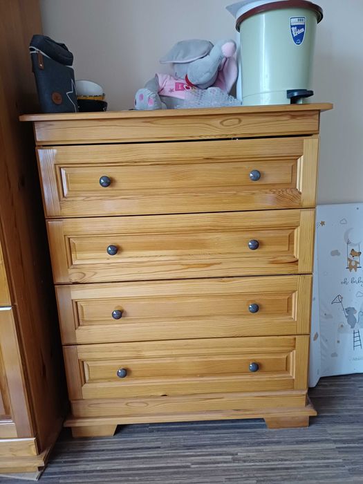 Спален комплект от дърво