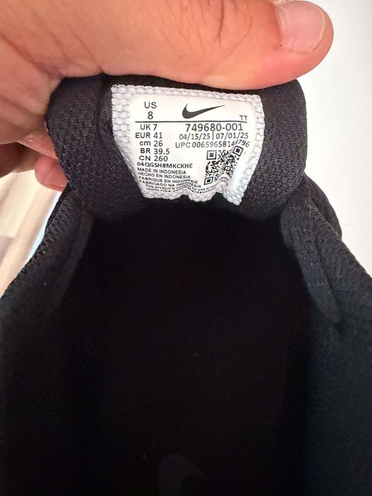 Nike Air max invigor-обувки