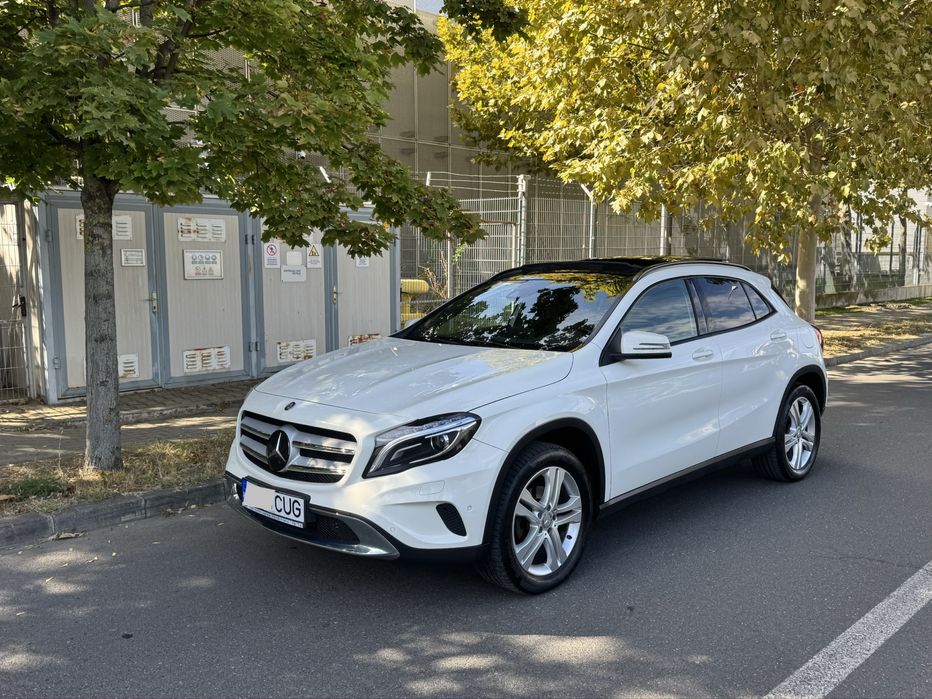 MERCEDES-BENZ GLA