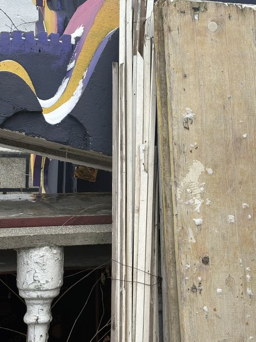 Sipci lemn 50 bucati la 1,5 m 80 lei