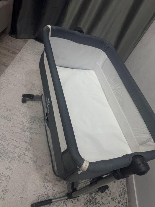 Детская кровать манеж