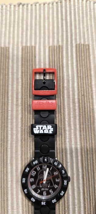 Детски часовник Swatch Flik-Flak Star Wars Darth Vader