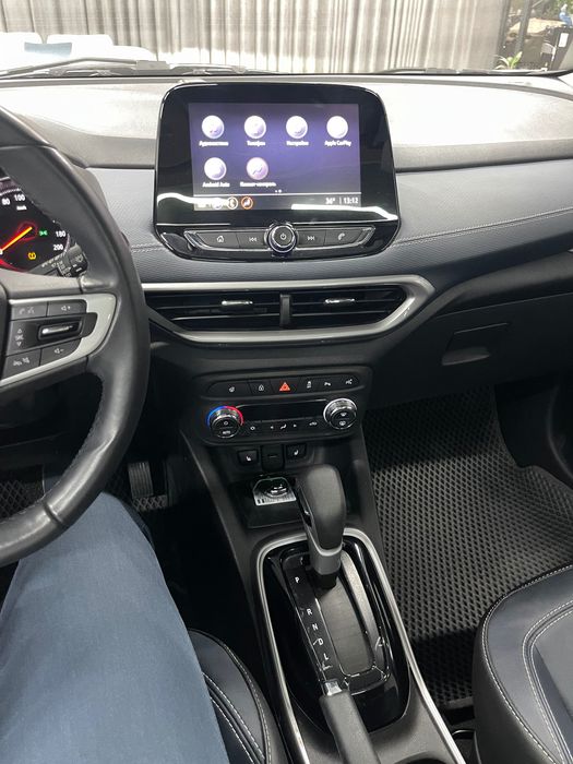 Tracker 2 Premier avtomobil sotiladi !