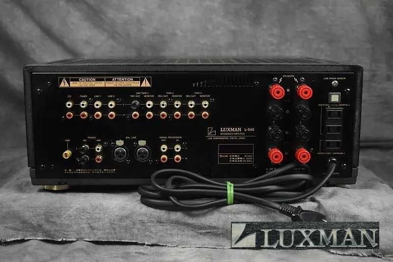Музыкальный топовый интегральный усилитель Luxman