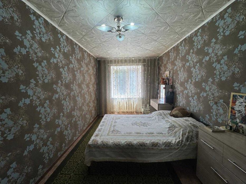 S Продам 3-х ком в Соцгороде 2/5 этаж, не угловая
