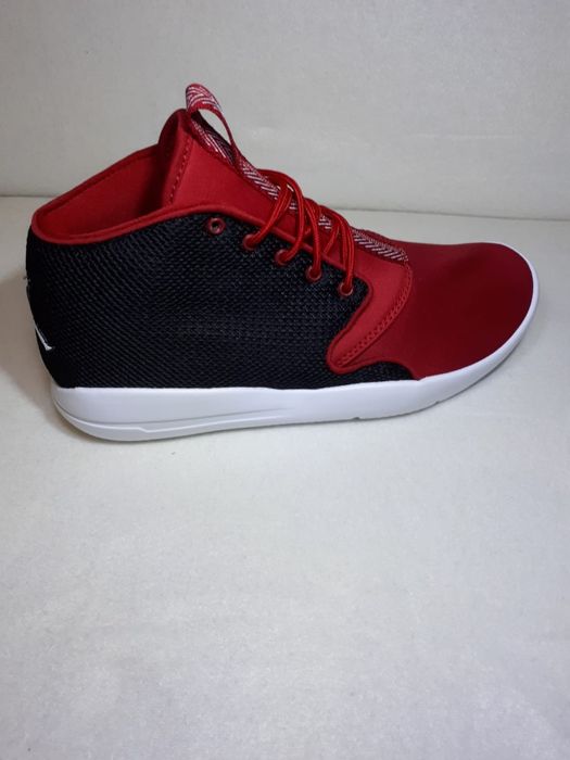 Adidas Nike Jordan marime 39 culoare roșu negru