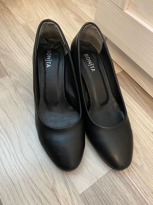 Дамски обувки на ток