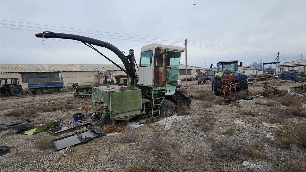 Марал комбайн сотилади