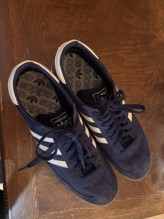 Красовки adidas 17,000тг б/у