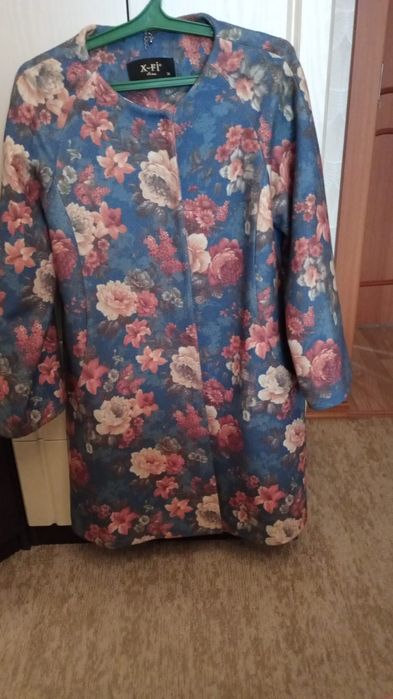 Пальто женское 44-46р