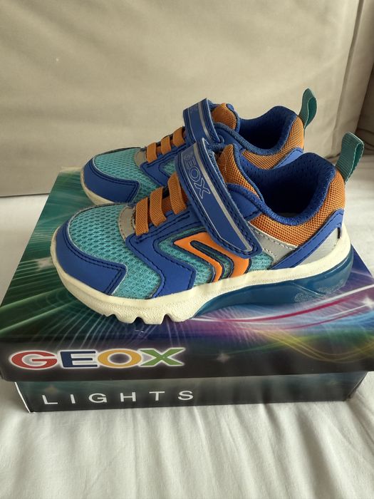 Geox lights masura 25 in stare foarte buna