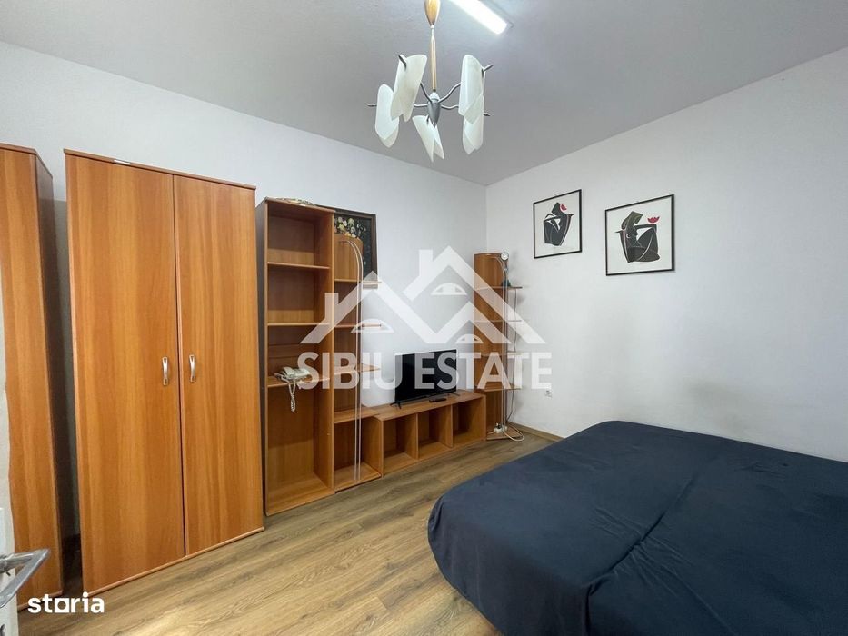 Garsoniera de inchiriat- la casa Zona Centrala