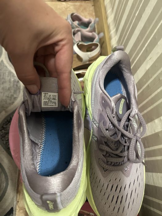 Маратонки Asics