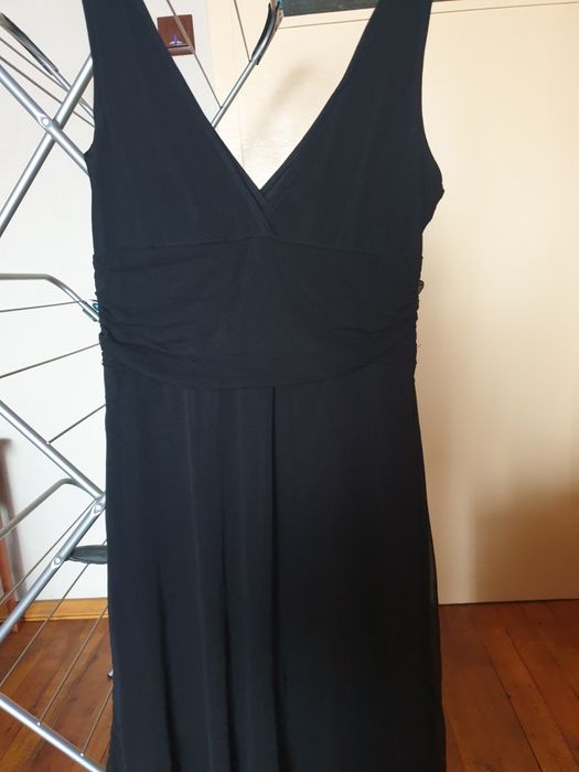 Рокля размер М  с подплата.Стой чудесно .