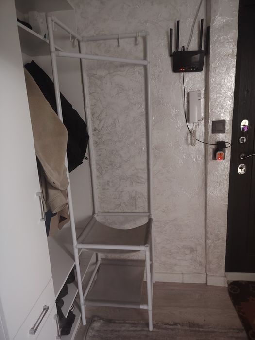 Продам вешалка за 2000т