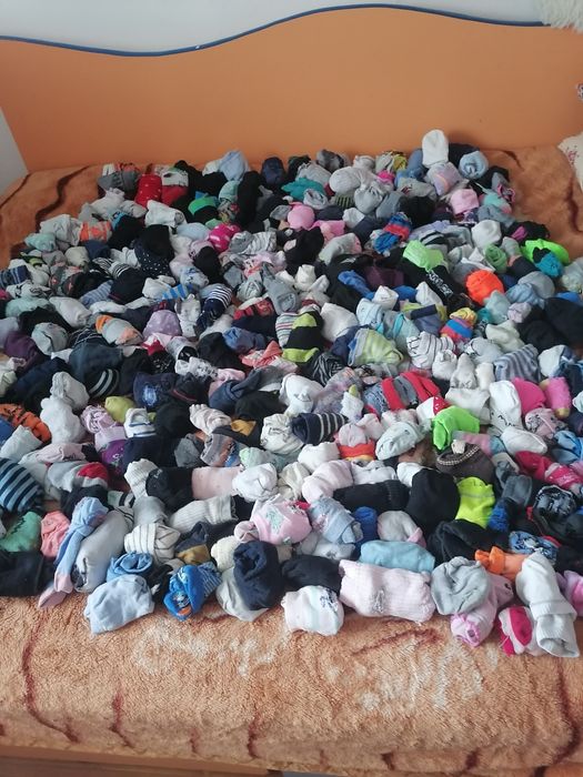 OFERTA :370 perechi de ciorapi pentru copii